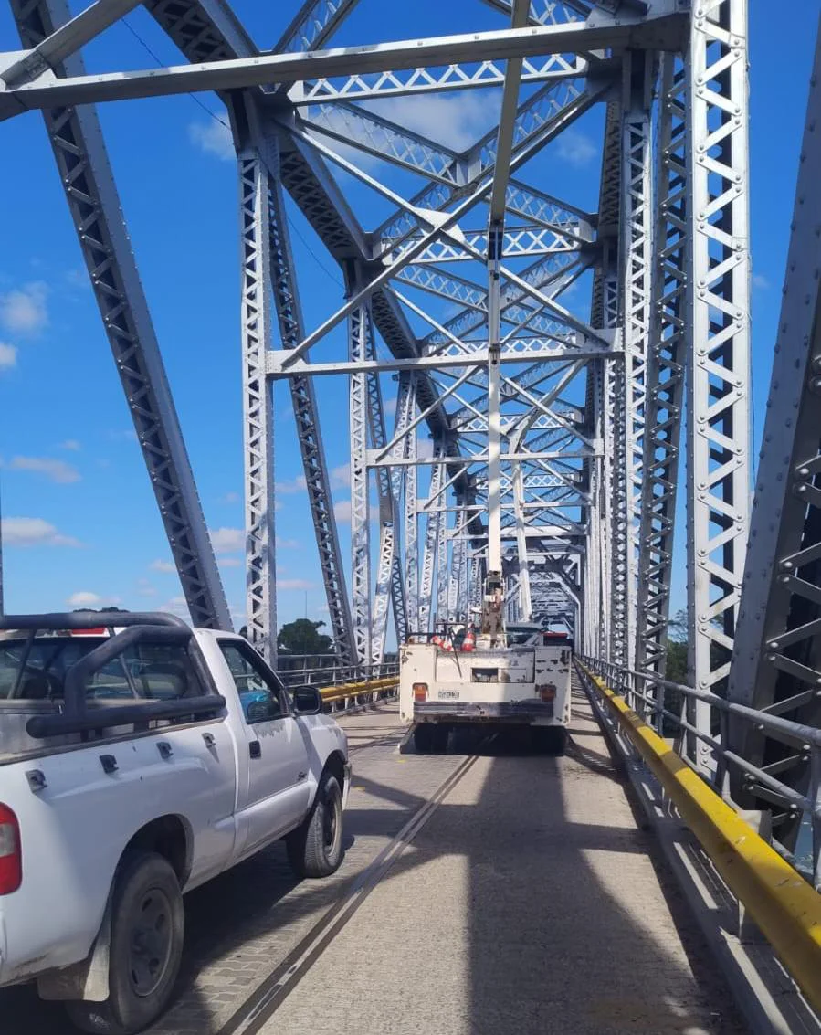 PUENTE FERROCARRETERO REPARACIONES