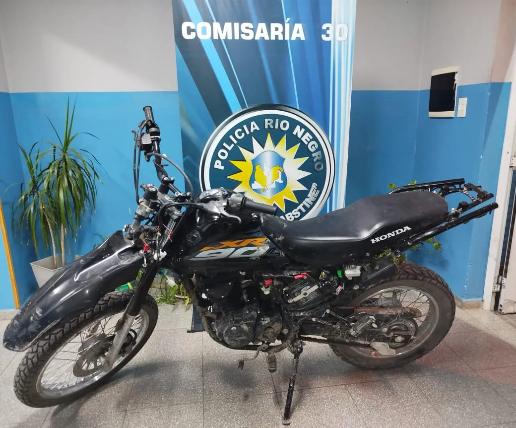 MOTO RECUPERADA VIEDMA