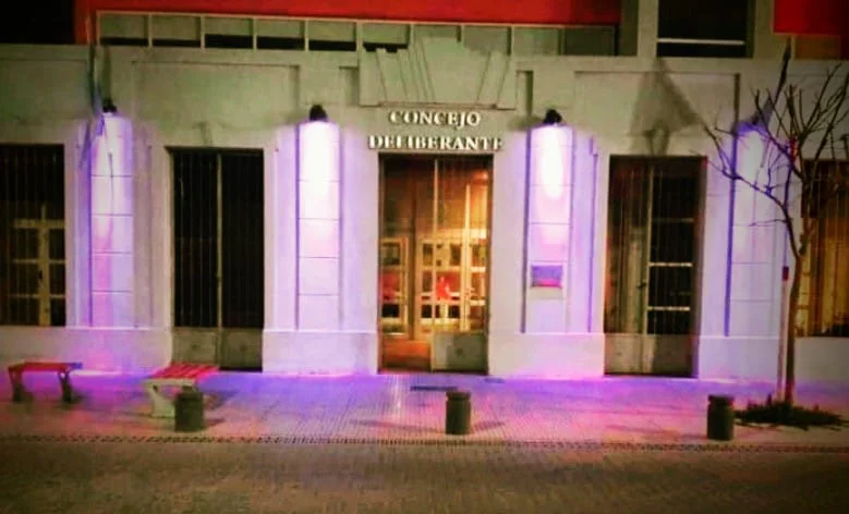 f6bd32f4-f28d-492c-ba9d-3680013b7c1b