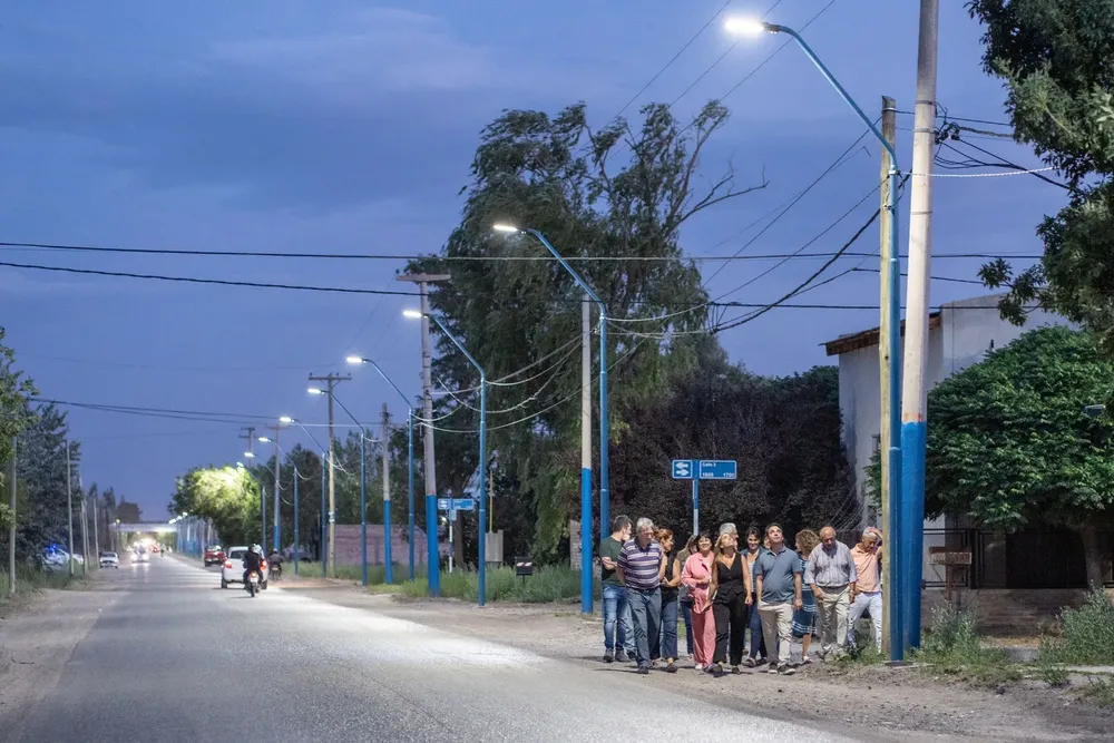 ALUMBRADO CALLE VILLEGAS