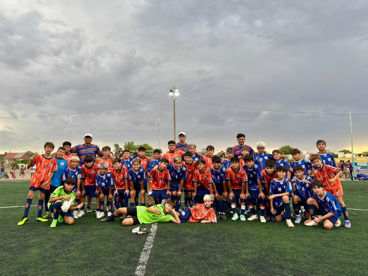 DEFENSORES DE VIEDMA MUNDIALITO