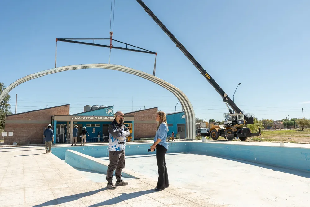 CERRAMIENTO NATATORIO 1