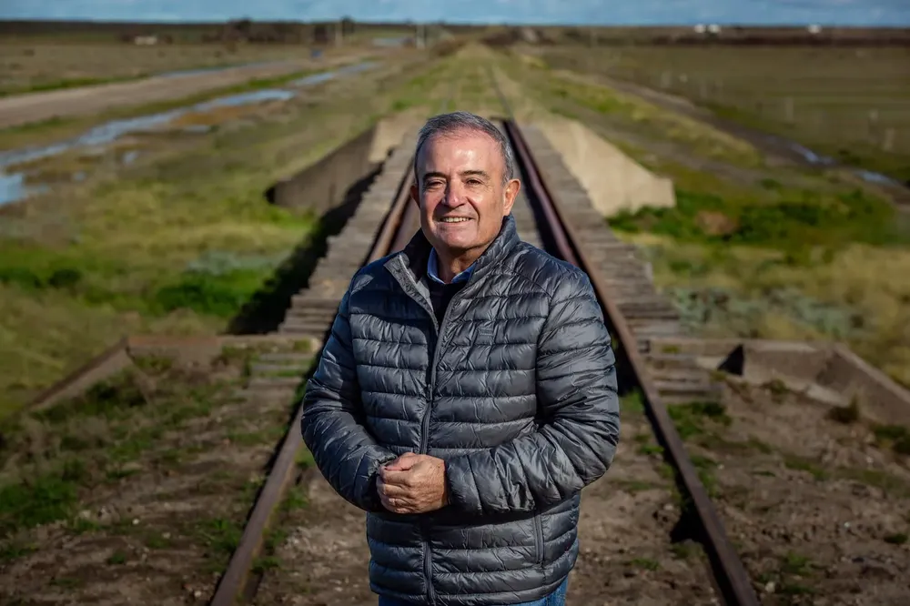 PEDRO PESATTI TREN VIAS