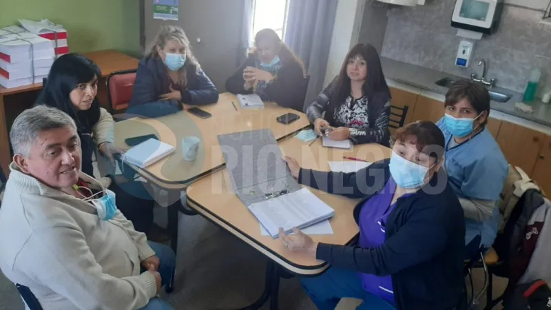 hospital zatti reunión vacunación