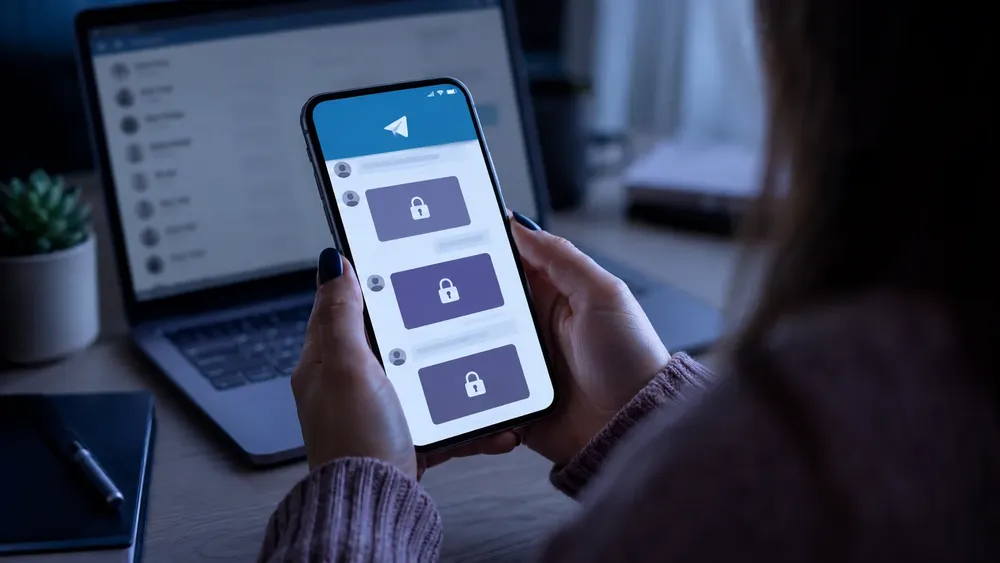 TELEGRAM MUJERES