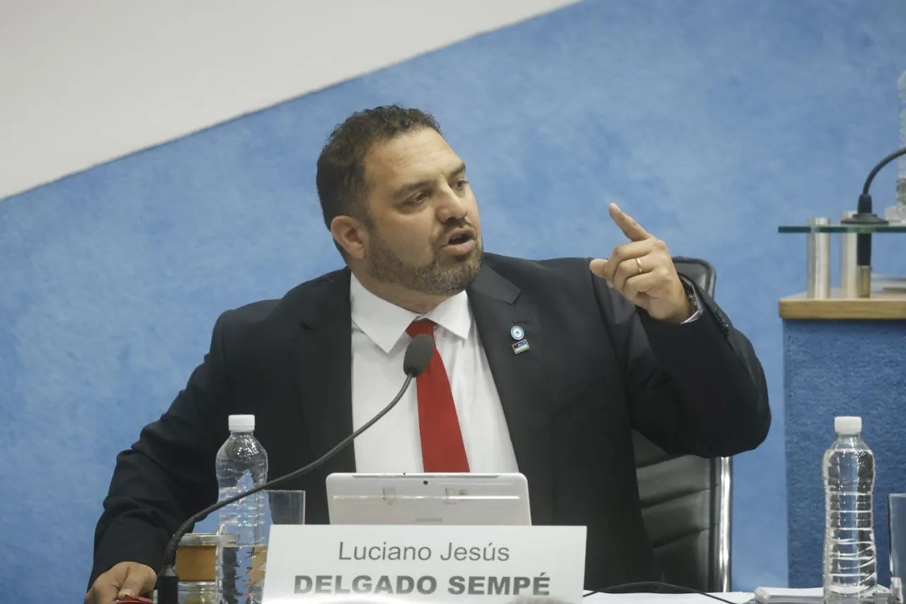 LUCIANO DELGADO SEMPE