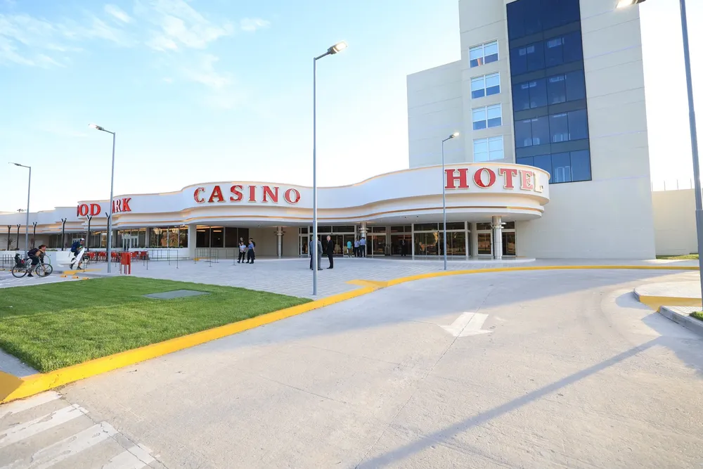 INAUGURACION DEL HOTEL CASINO DE VIEDMA
