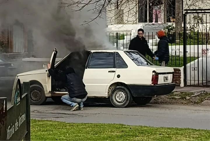 AUTO PRINCIPIO DE INCENDIO