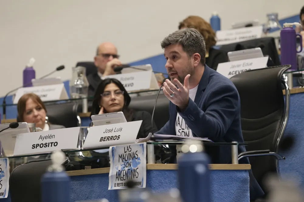 JOSE LUIS BERROS