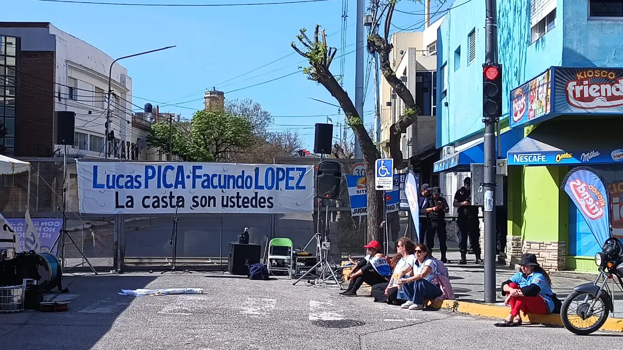 SITRAJUR, PROTESTA, LEGISLATURA