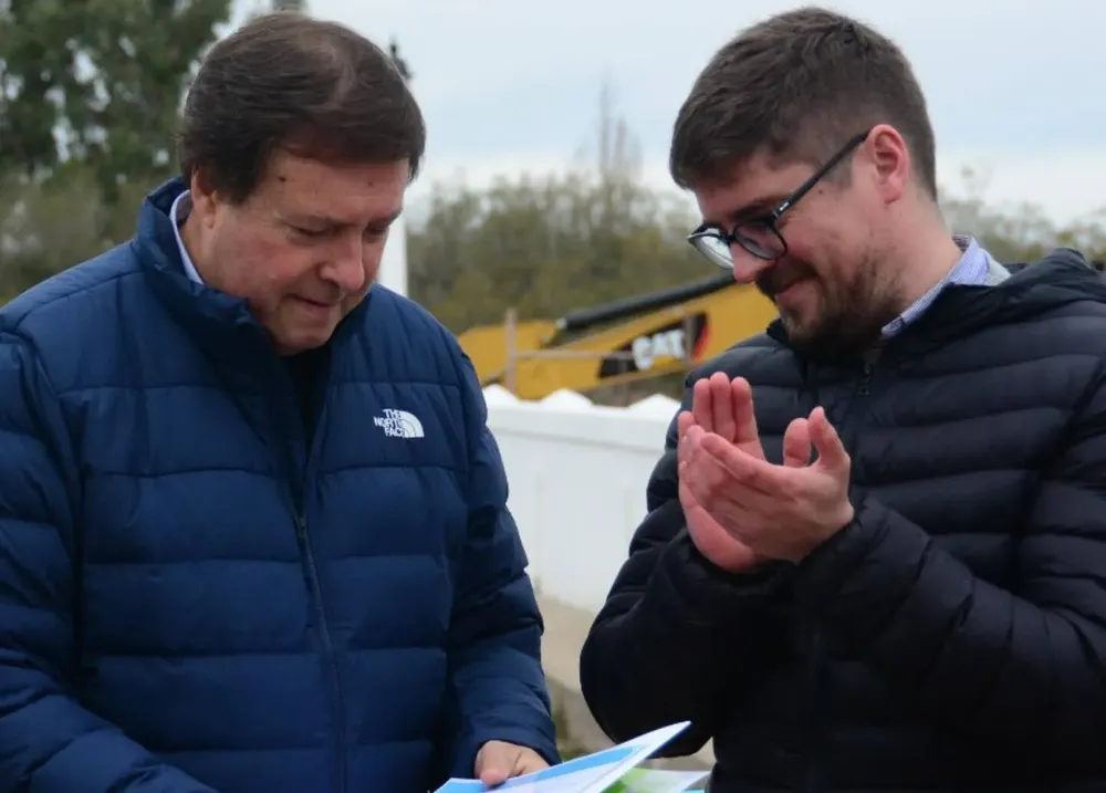 ALBERTO WERETILNECK Y MIGUEL EVANS