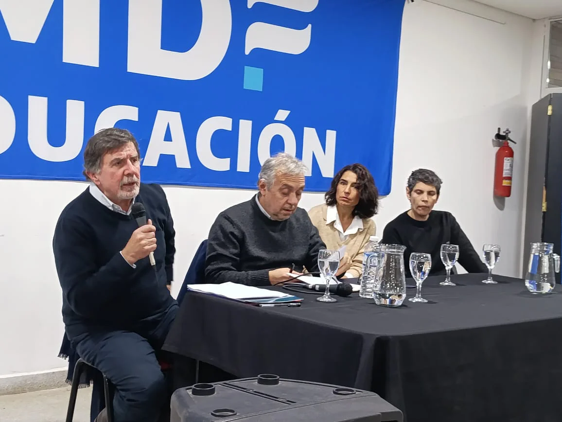 Alberto Sileoni VANESSA CACHO PABLO BARRENO