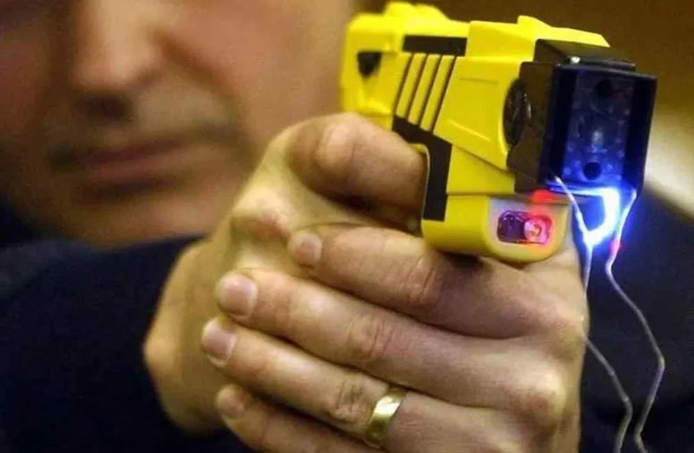 PISTOLA TASER