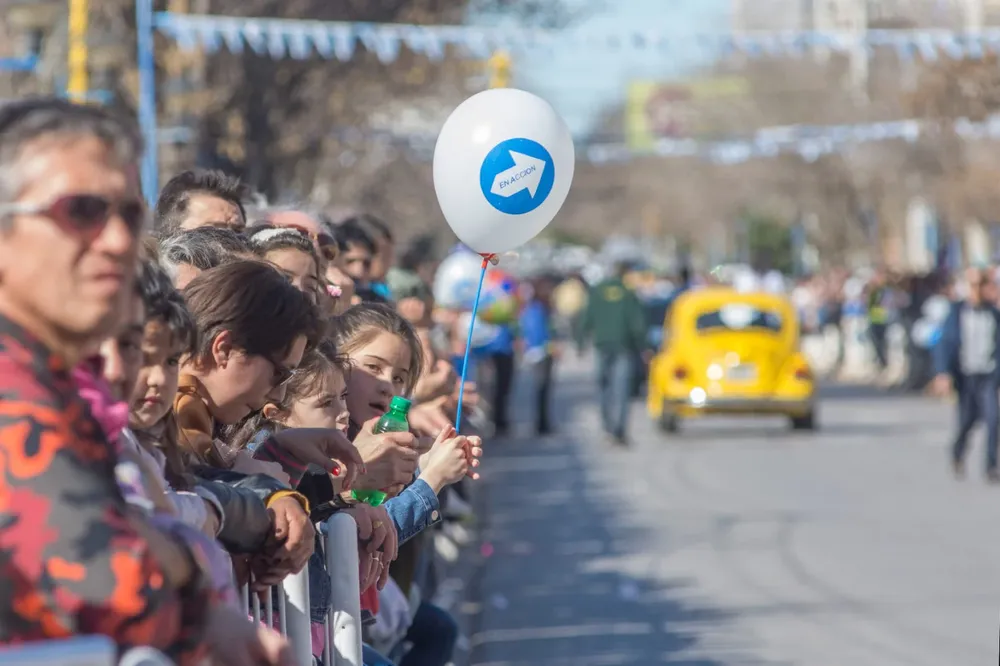 DESFILE ANIVERSARIO