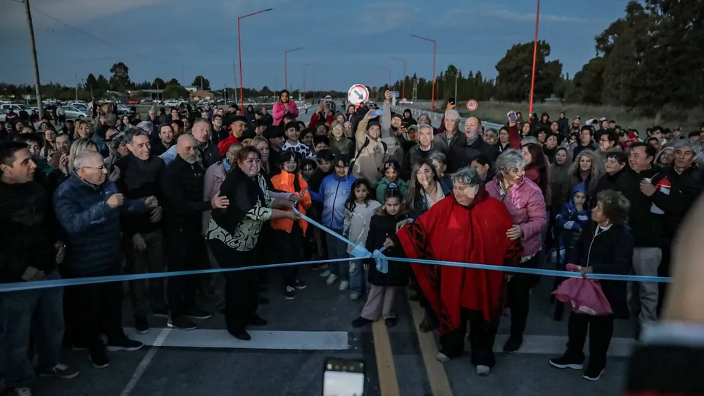 SAN JAVIER ACCESO PAVIMENTO INAUGURACION