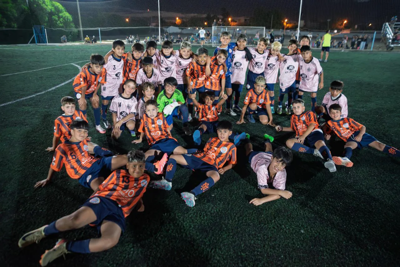 DEFENSORES DE VIEDMA MUNDIALITO