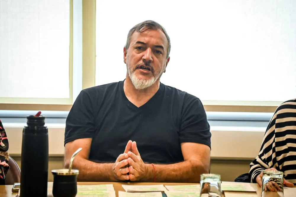 RODOLFO AGUIAR