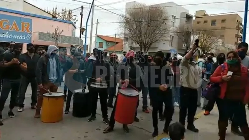 policias general roca manifestacion PROTESTA reclamo