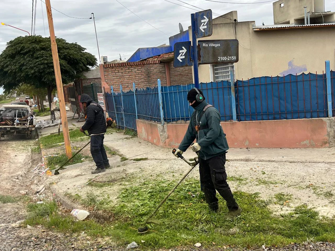 VIEDMA LIMPIA CON LA COMUNIDAD LOS FRESNOS CURRU LEUVU