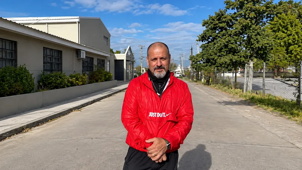 EDUARDO COBOS