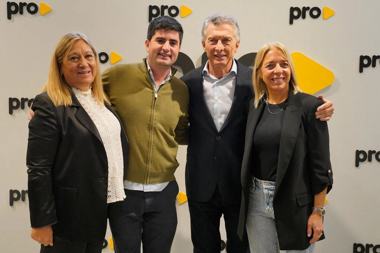 OFELIA STUPENENGO JUAN ONGARO MAURICIO MACRI MARIA LAURA FREI
